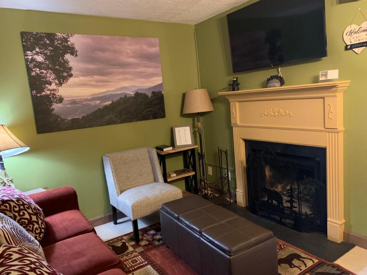 Oak Square Rentals Gatlinburg Εξωτερικό φωτογραφία