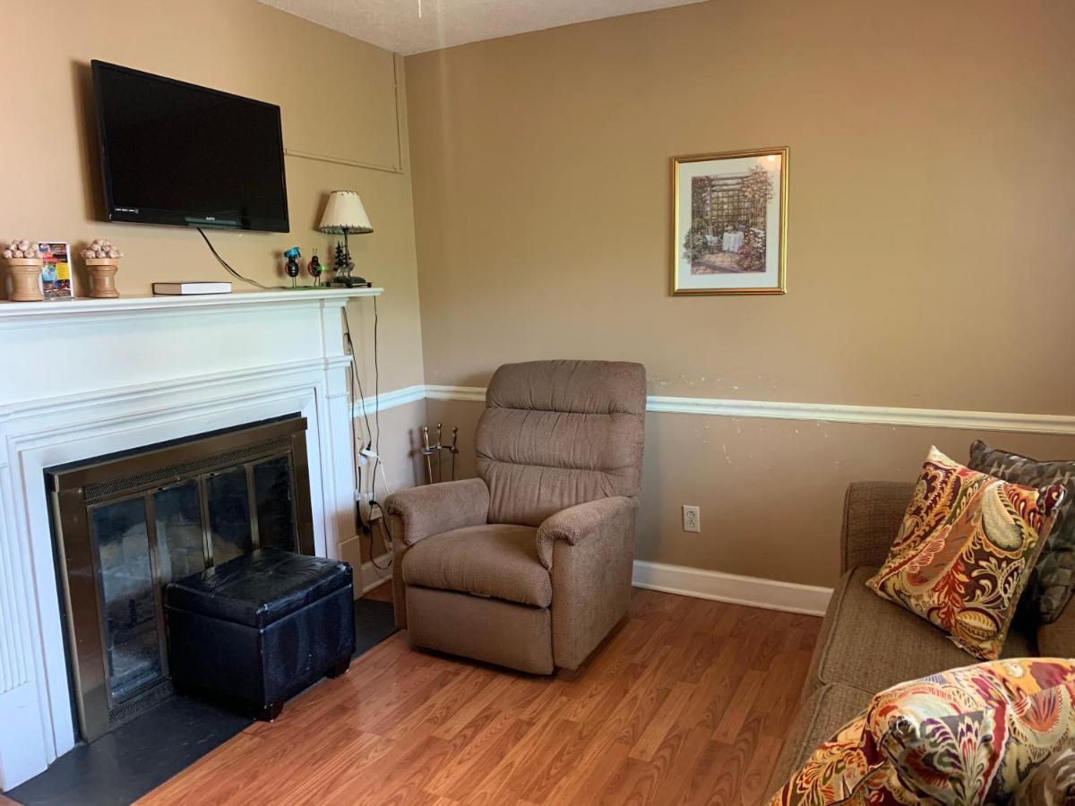 Oak Square Rentals Gatlinburg Δωμάτιο φωτογραφία